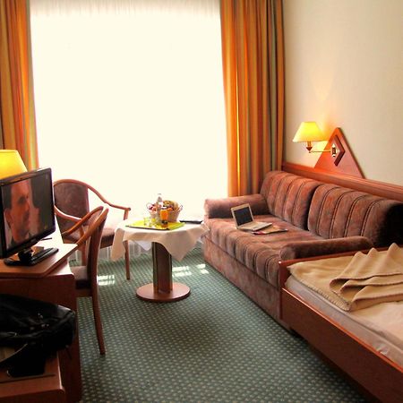 Hotel Hallerhof Bad Hall Buitenkant foto