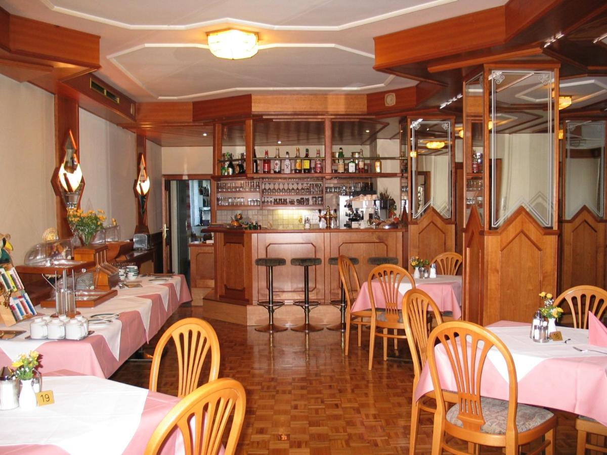 Hotel Hallerhof Bad Hall Buitenkant foto